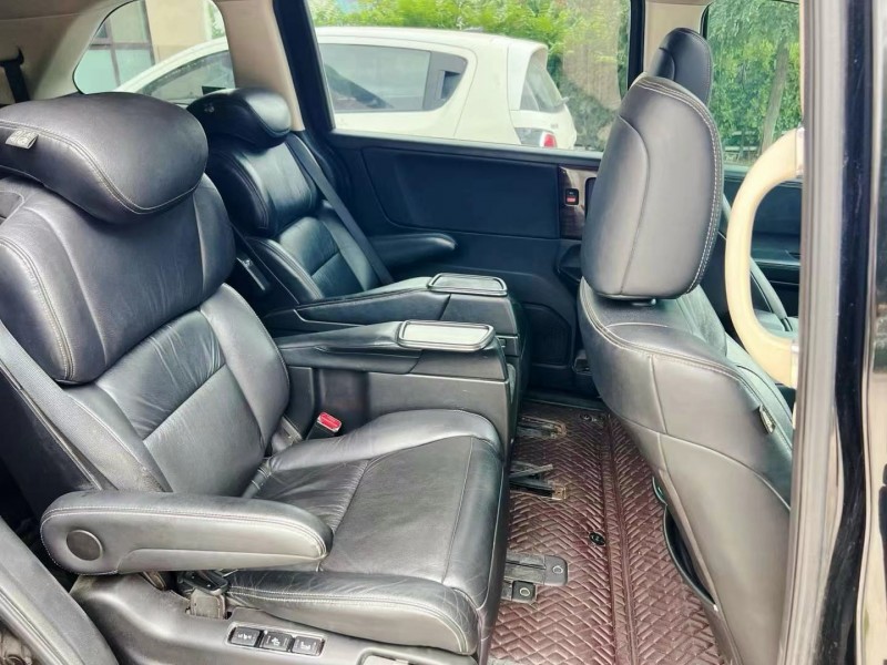 潍坊16年本田艾力绅8