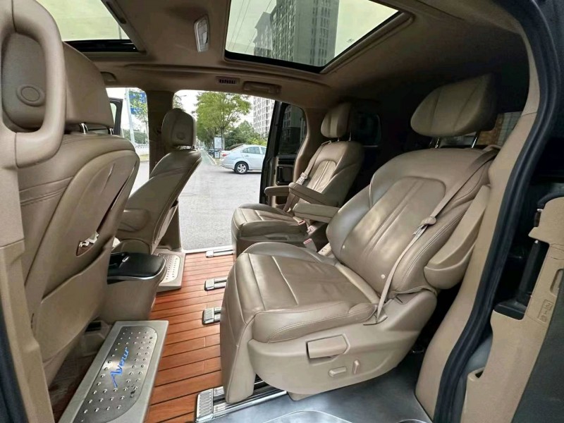 徐州19年别克GL86