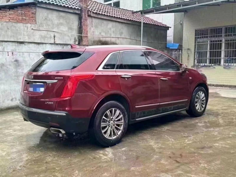 枣庄17年凯迪拉克XT55