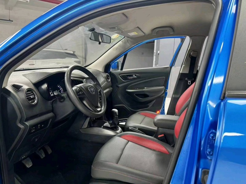 成都17年长安汽车CS156