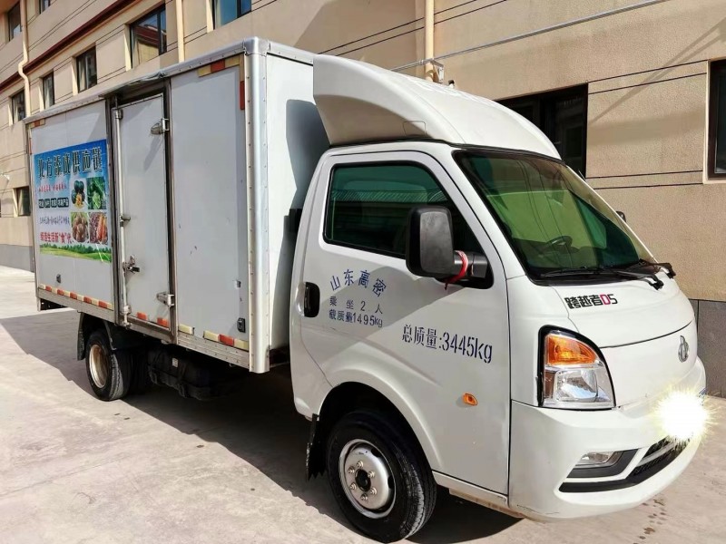 潍坊21年长安汽车跨越2