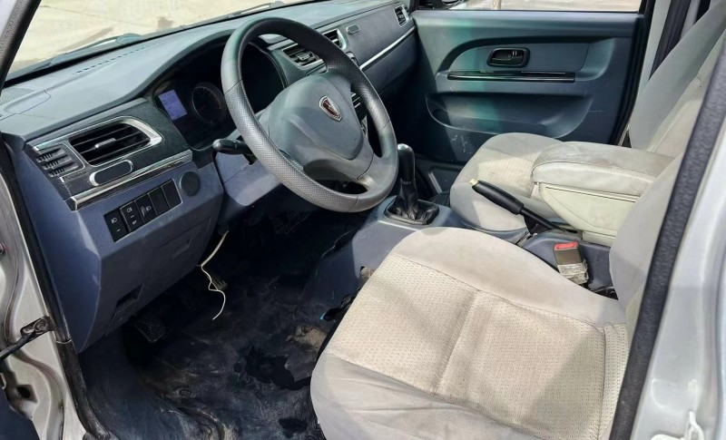 潍坊19年华晨海狮X30L6