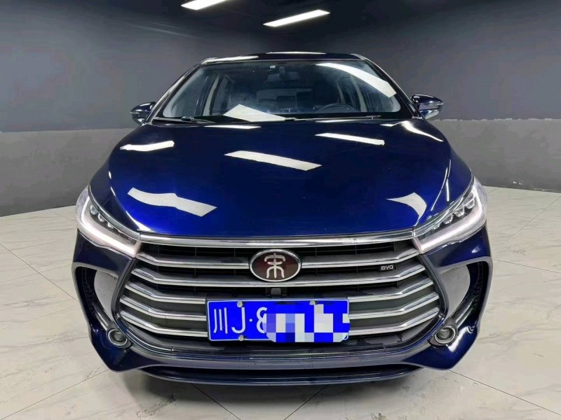 成都18年比亚迪宋1