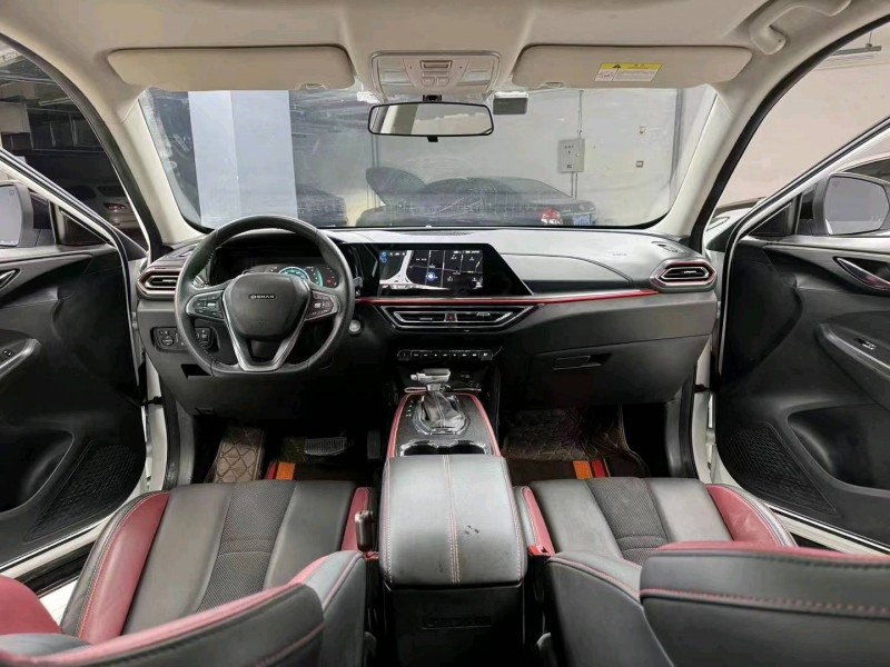 成都22年长安汽车欧尚7