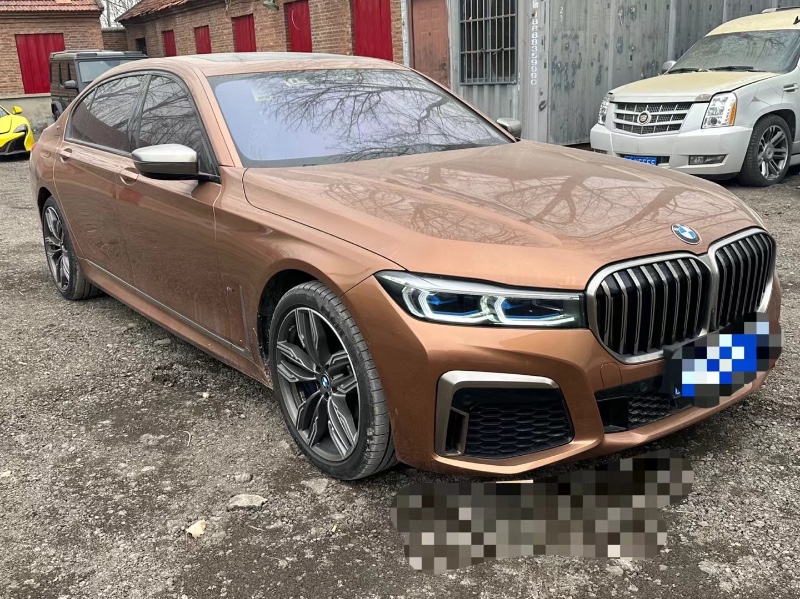 济南23年宝马7系2