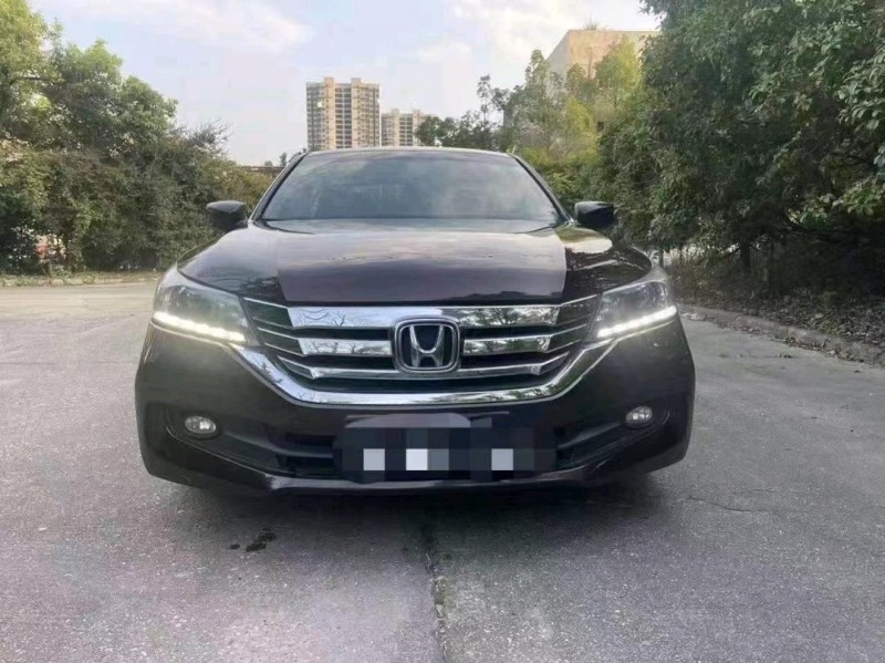 烟台14年本田雅阁1