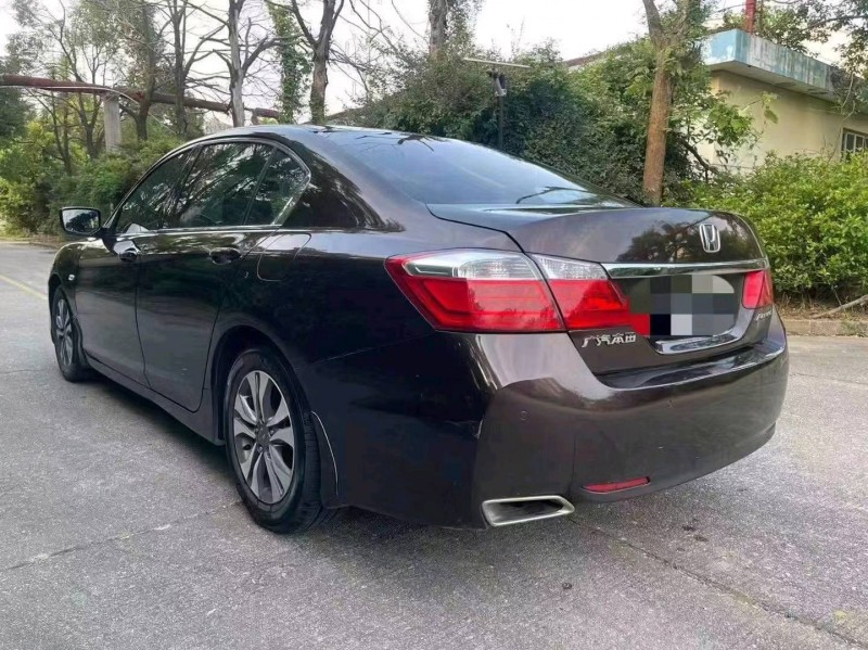 烟台14年本田雅阁3