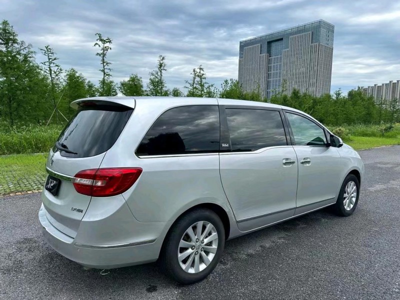 盐城16年别克GL85