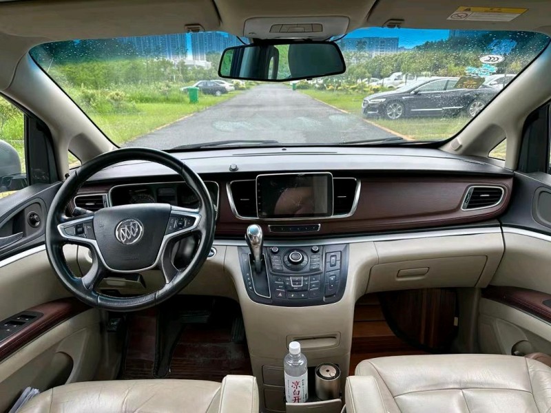 盐城16年别克GL88