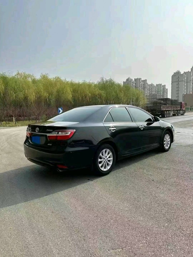 保定16年丰田凯美瑞7