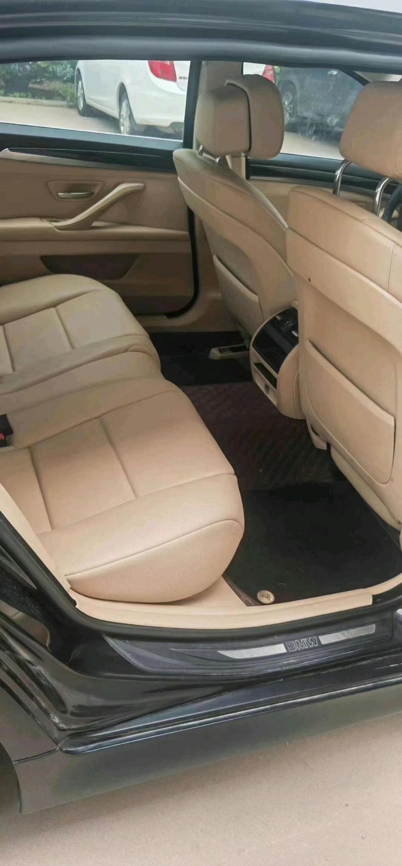 保定13年宝马5系5