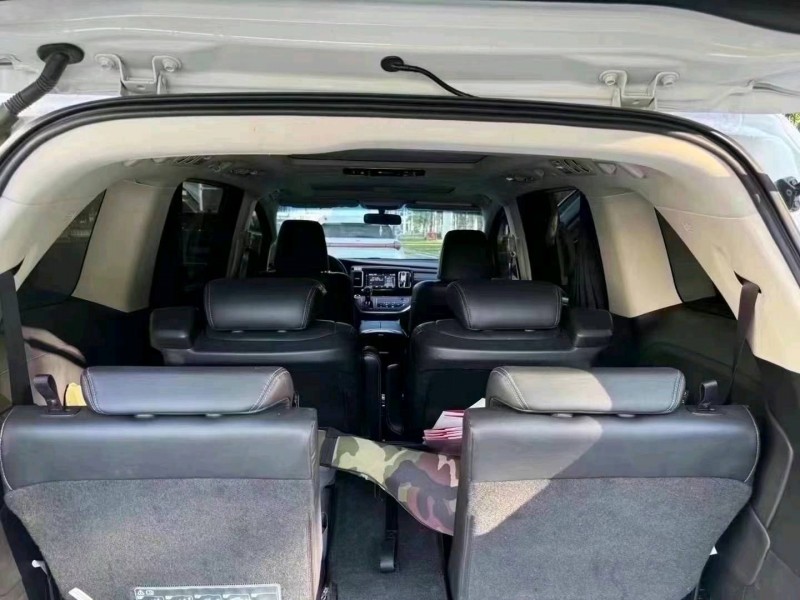 潍坊19年本田艾力绅3