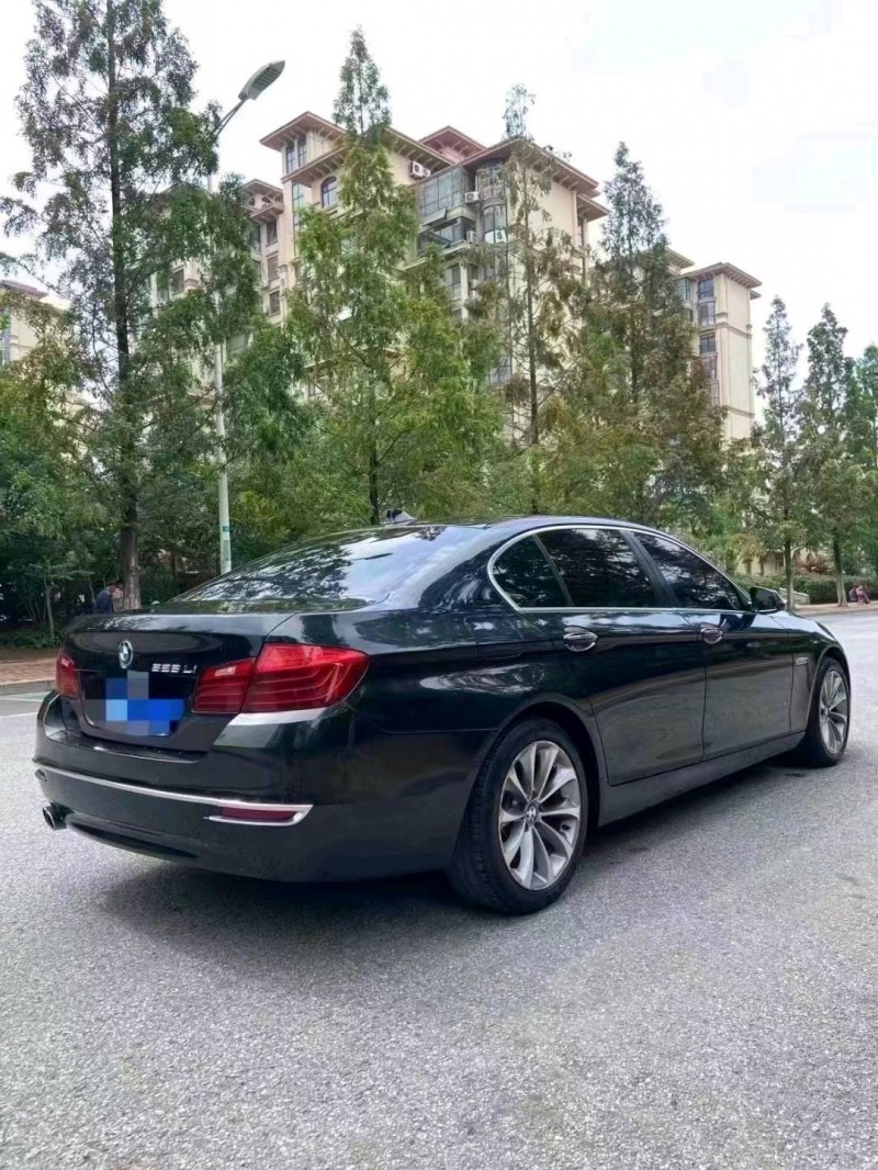 潍坊16年宝马5系3