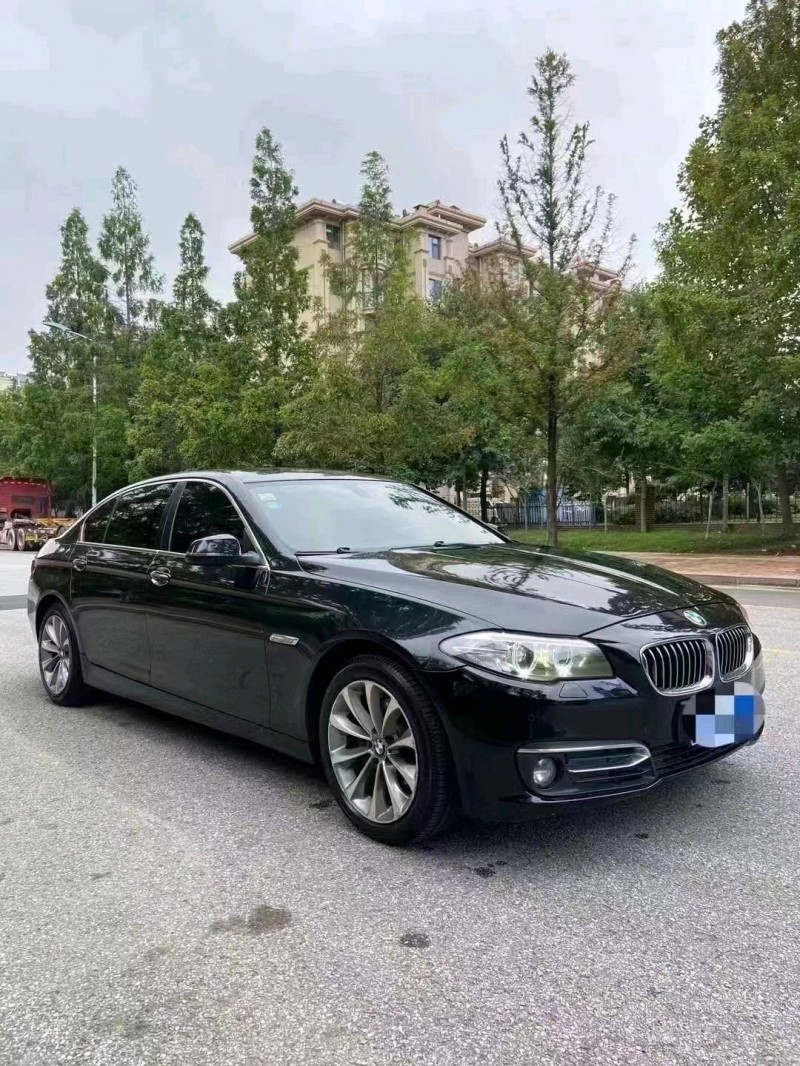 潍坊16年宝马5系9