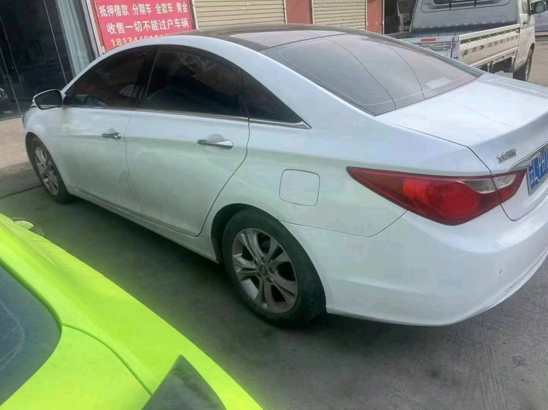 安陽13年現代索納塔八3