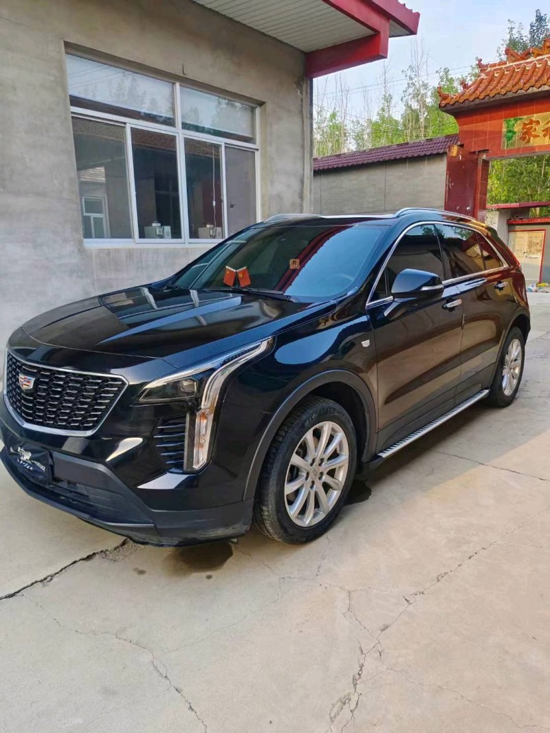 保定20年凯迪拉克XT42