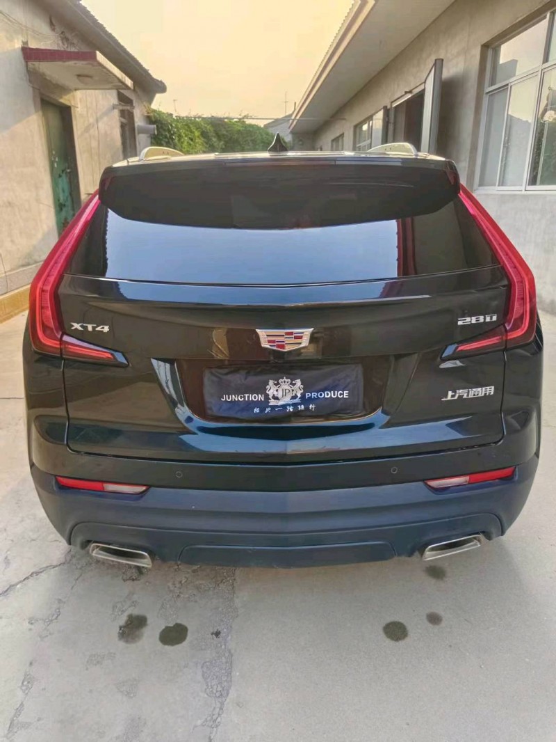 保定20年凯迪拉克XT47