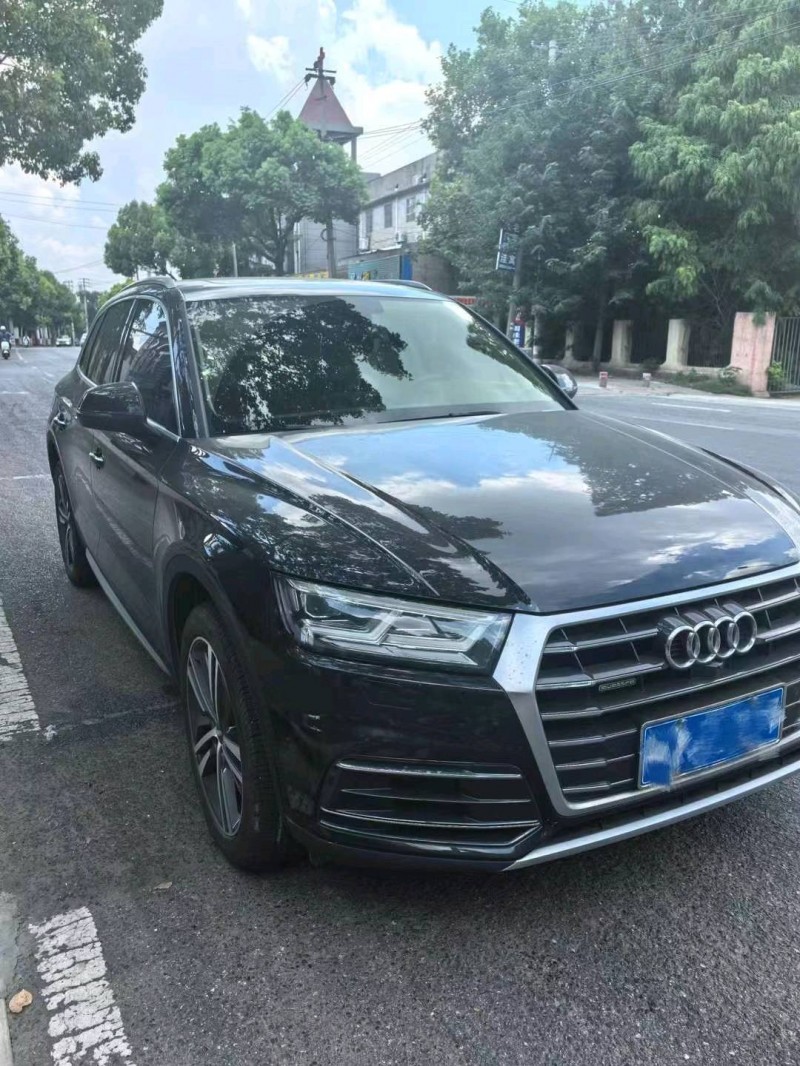 無錫20年奧迪Q58