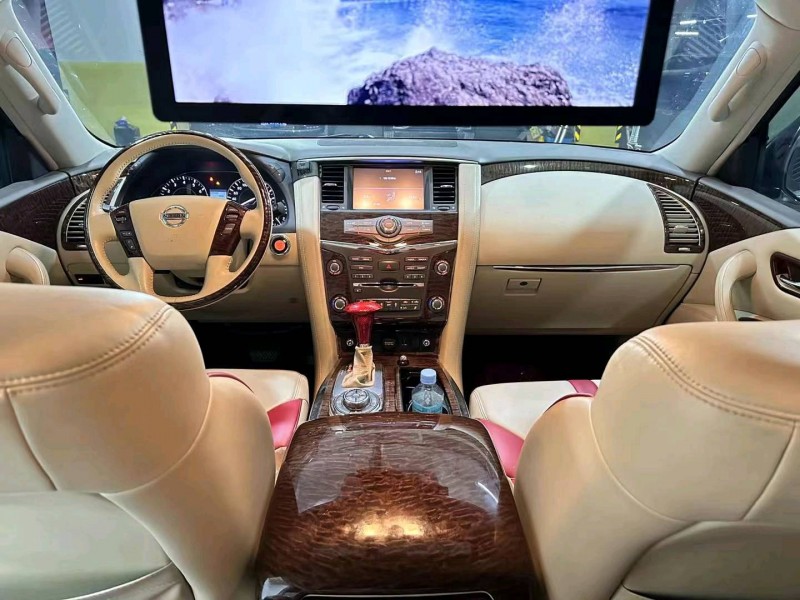 保定20年日产途乐4