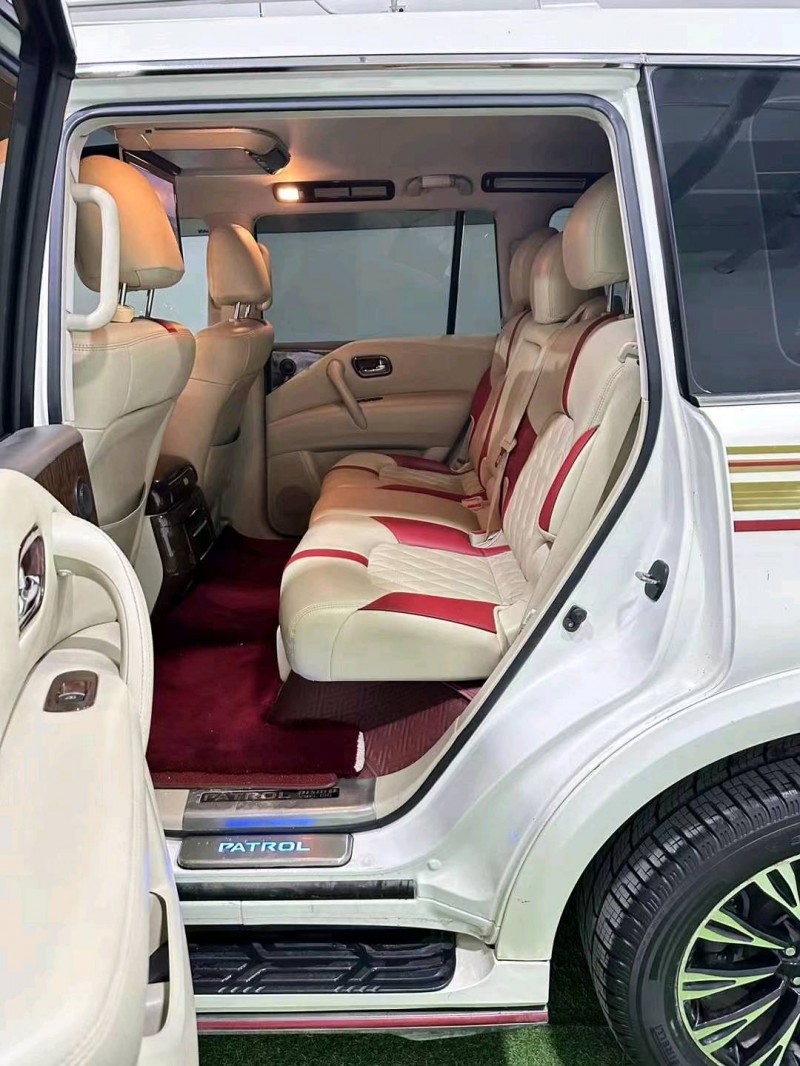 保定20年日产途乐5