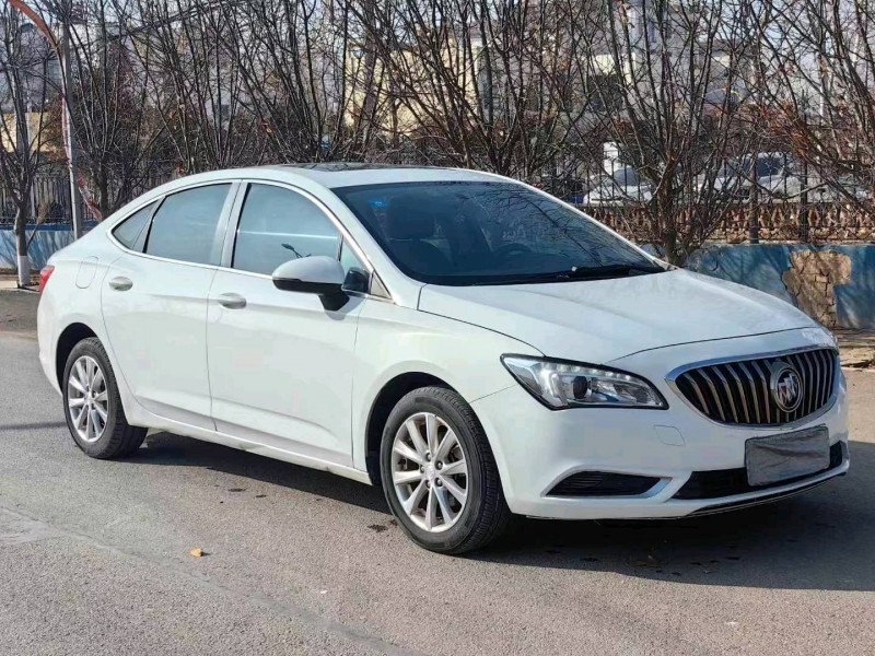 青岛16年别克威朗2