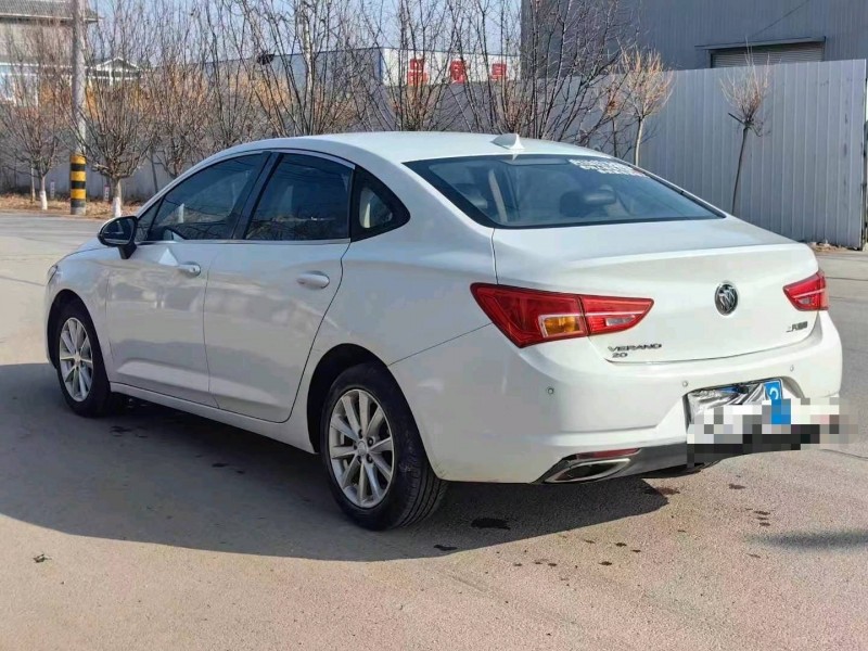 青岛16年别克威朗7