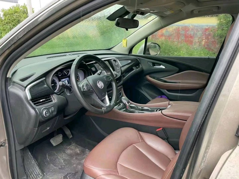 青岛18年别克昂科威4