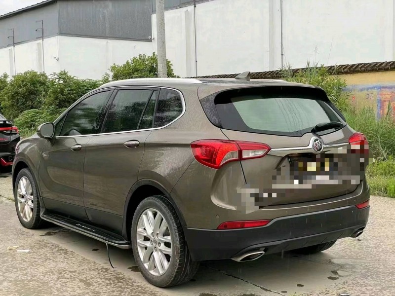 青岛18年别克昂科威8