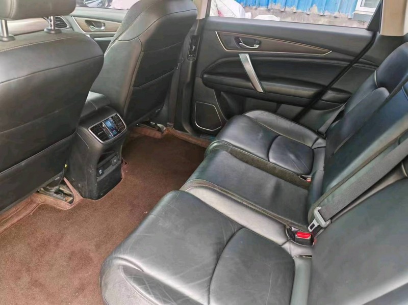 青岛18年本田冠道4