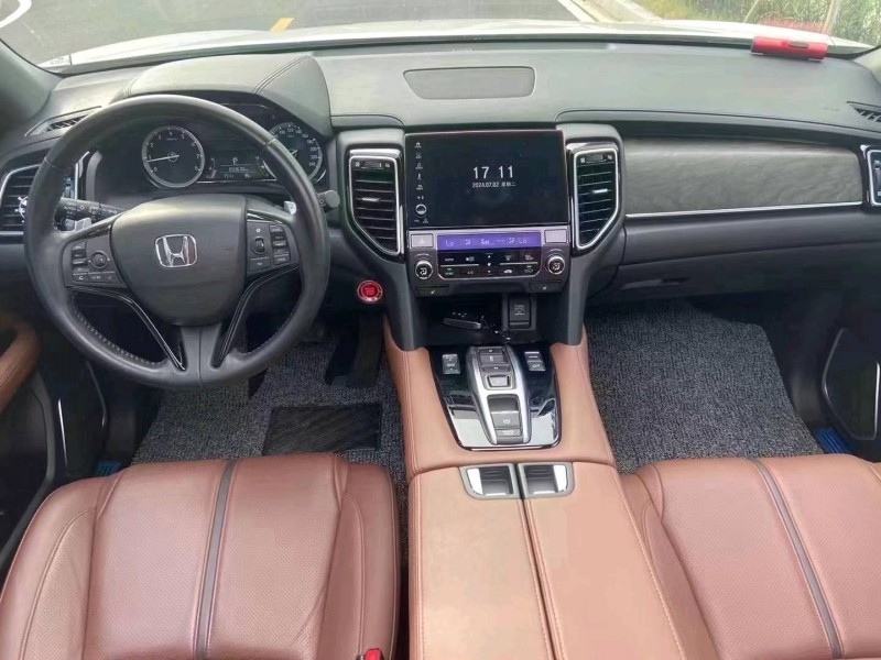 中山20年本田URV5