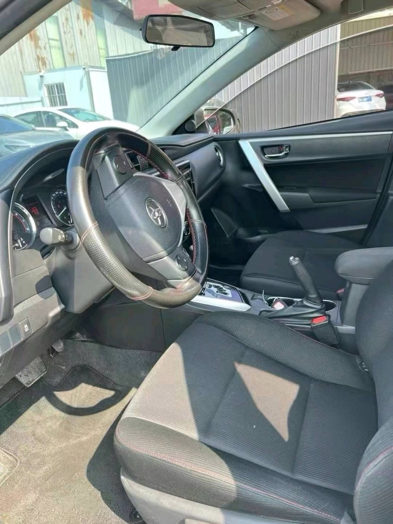 保定18年丰田卡罗拉3