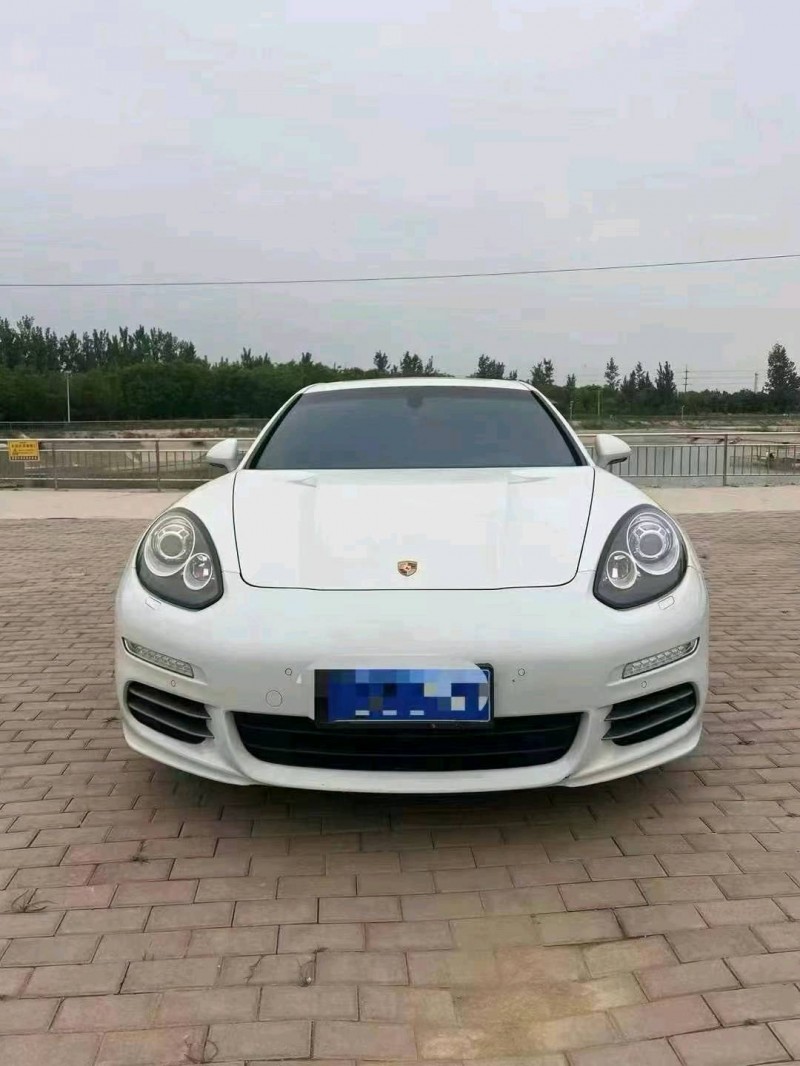 潍坊14年保时捷帕拉梅拉1