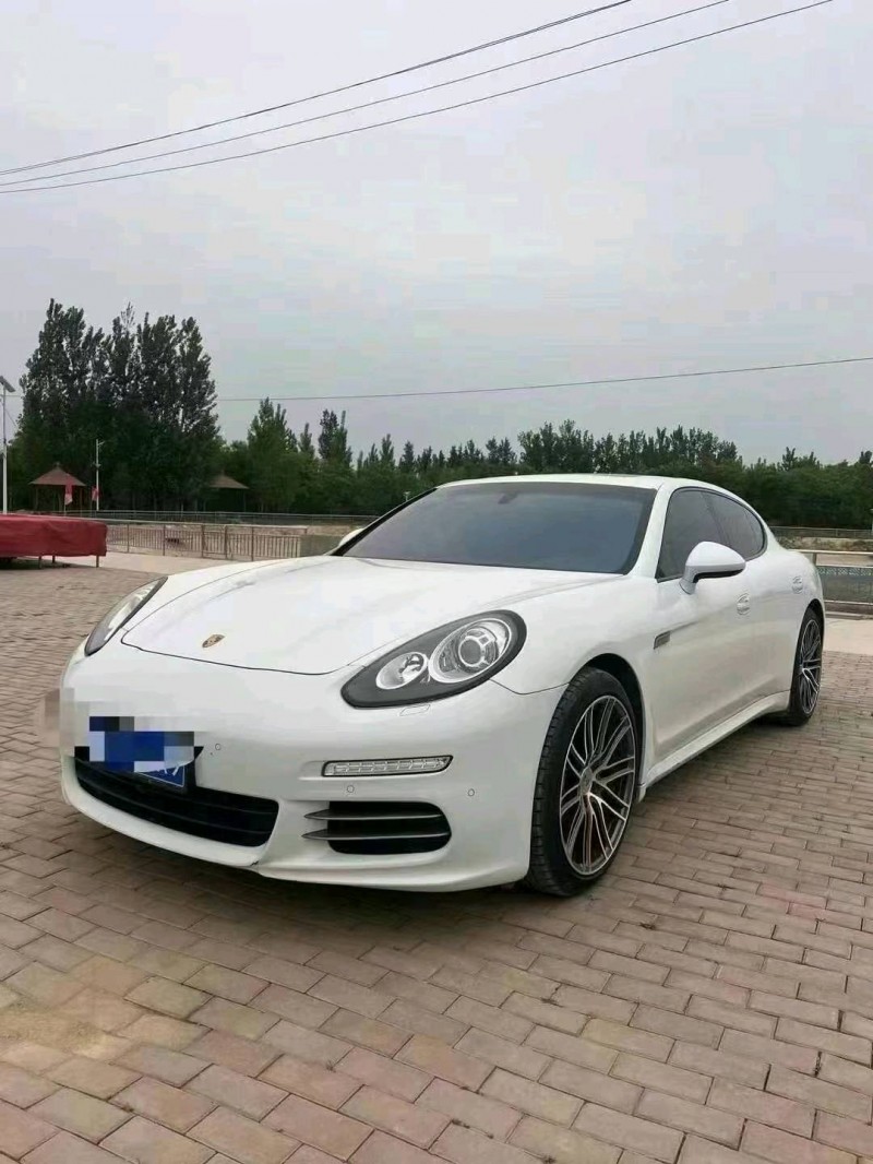 潍坊14年保时捷帕拉梅拉2