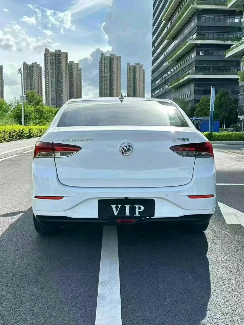 东莞22年别克英朗9