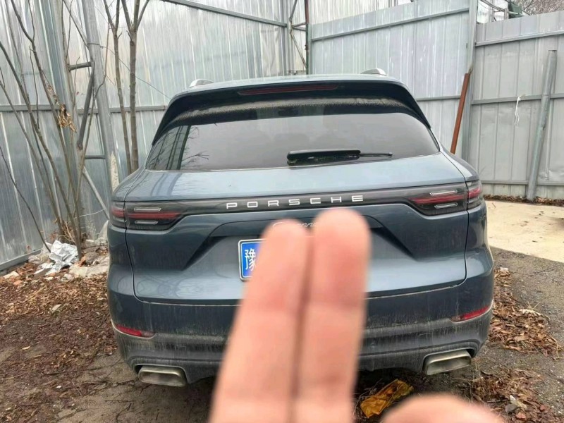 郑州19年保时捷卡宴3