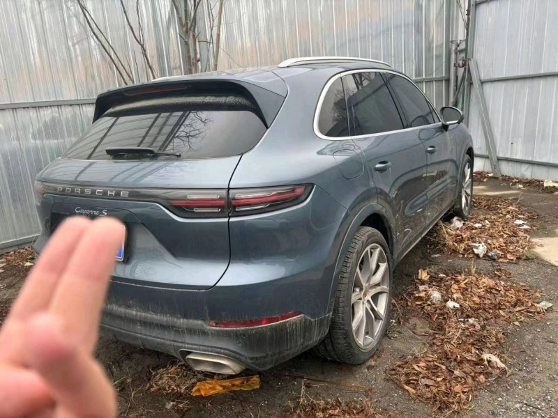 郑州19年保时捷卡宴4