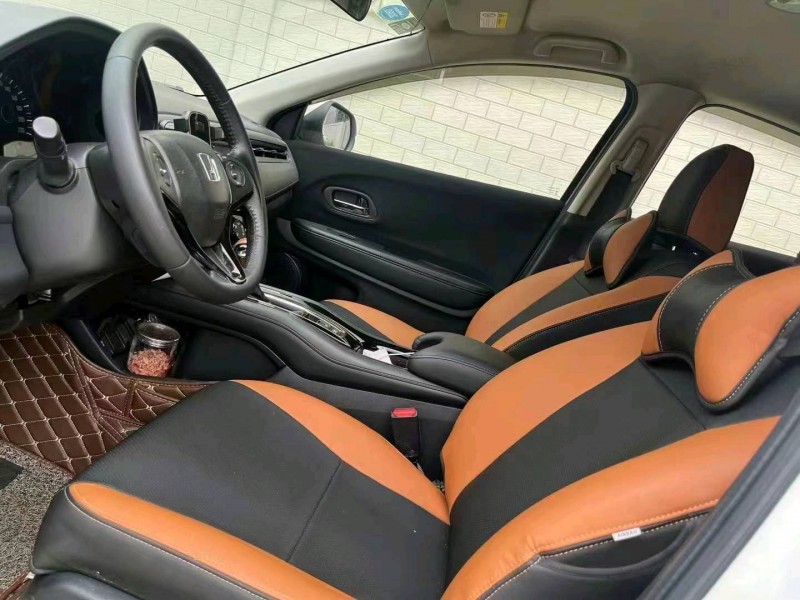 中山17年本田缤智2