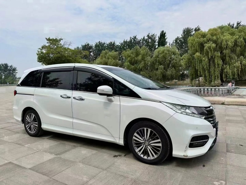 济宁19年本田奥德赛3