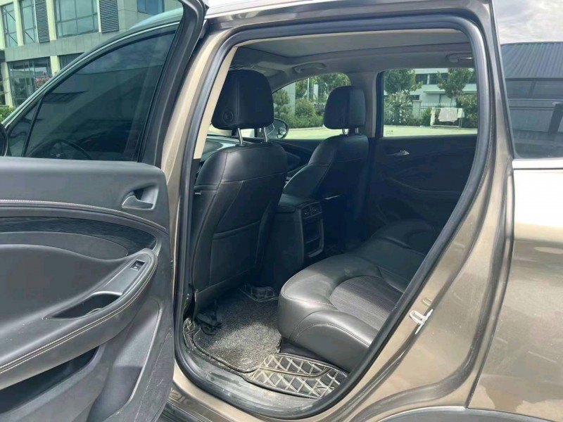 徐州17年别克昂科威5