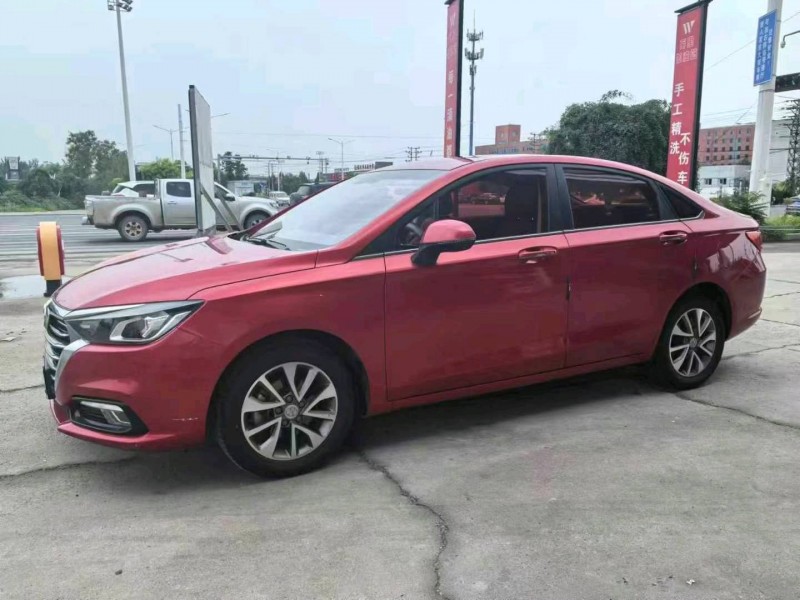 保定18年北汽绅宝D503