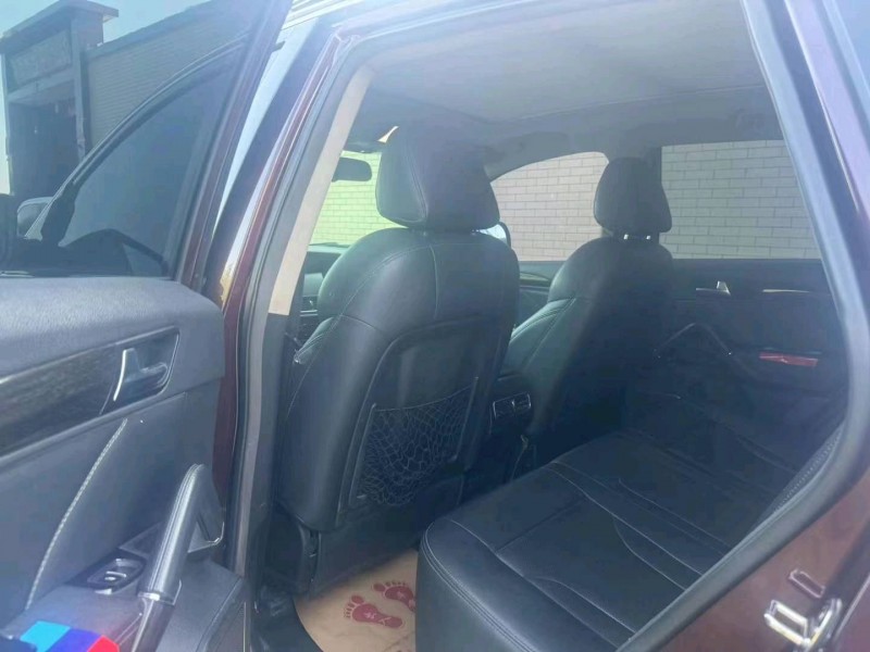 保定18年众泰T6006