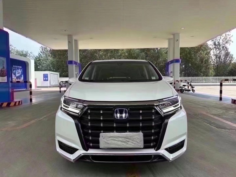 济宁23年本田艾力绅1