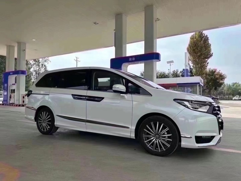 济宁23年本田艾力绅2