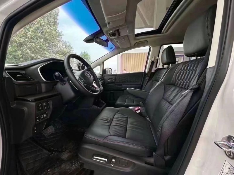 济宁23年本田艾力绅7