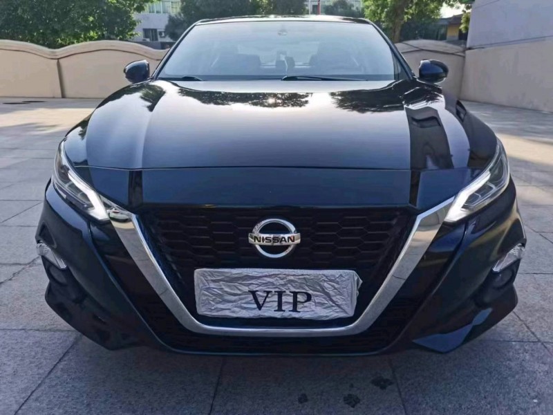 保定20年日产天籁1