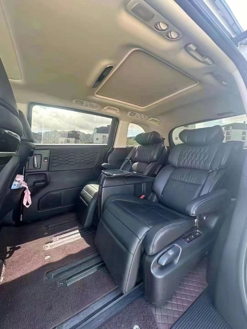 青岛22年本田艾力绅5