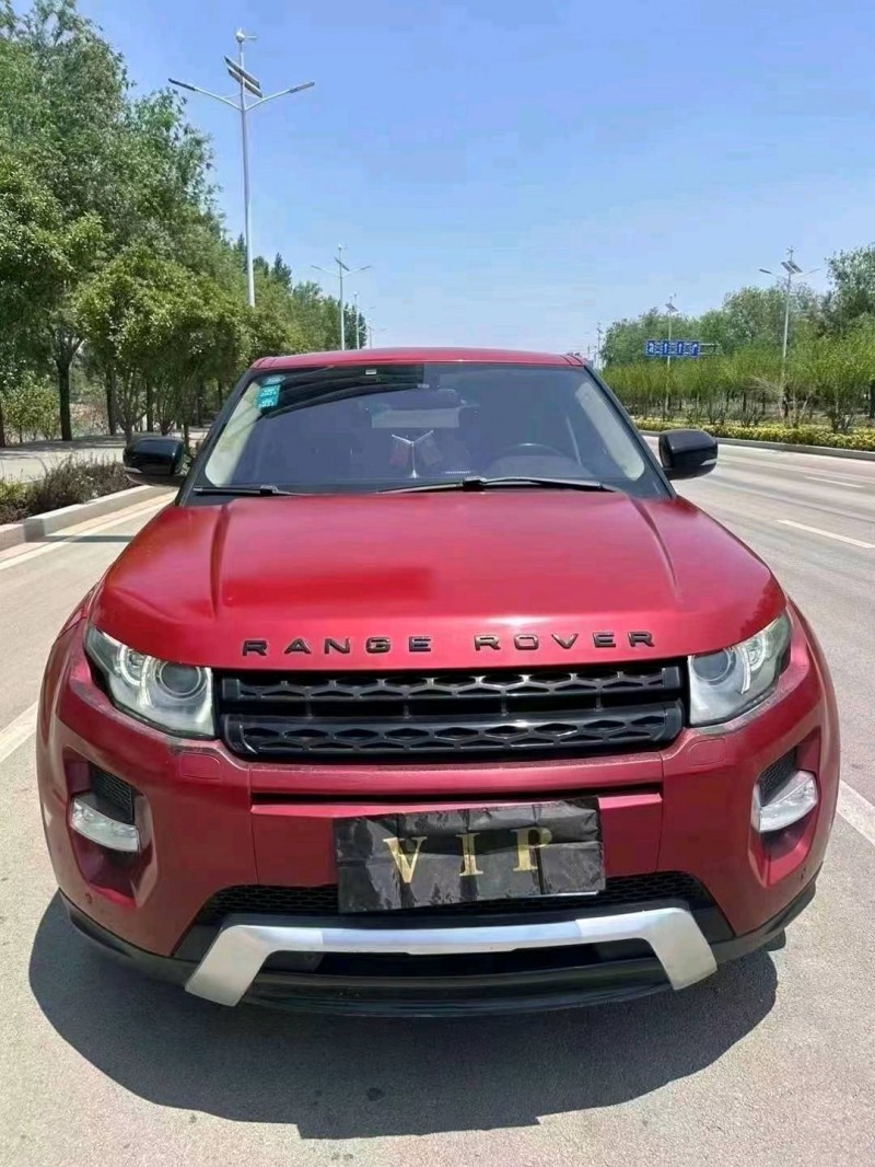 枣庄12年路虎极光1