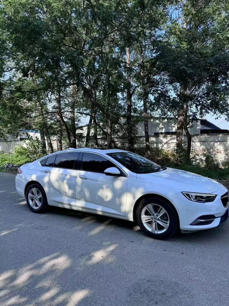 菏泽18年别克君威2