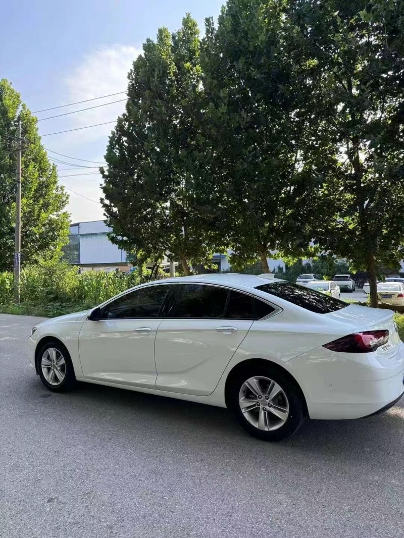 菏泽18年别克君威7