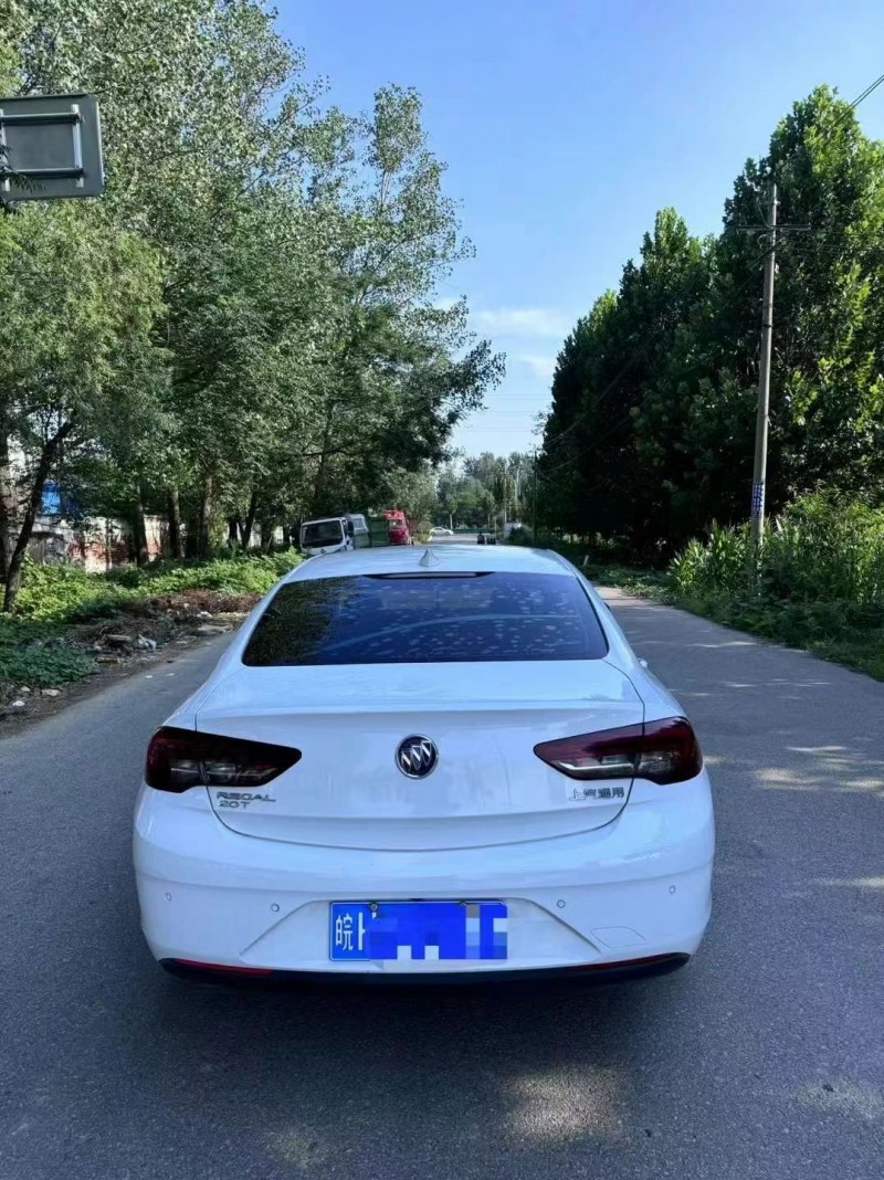 菏泽18年别克君威9